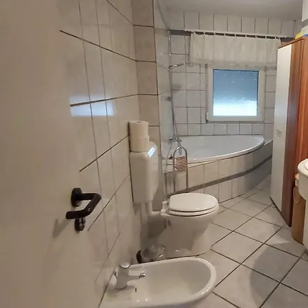 Monteur-, Mit Balkon In Bei Frankfurt Und Aschaffenburg * Hanau