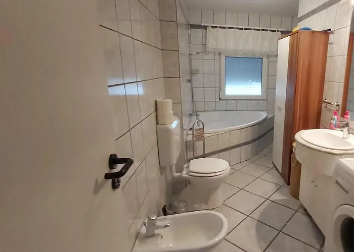 Monteur-, Mit Balkon In Bei Frankfurt Und Aschaffenburg * Hanau