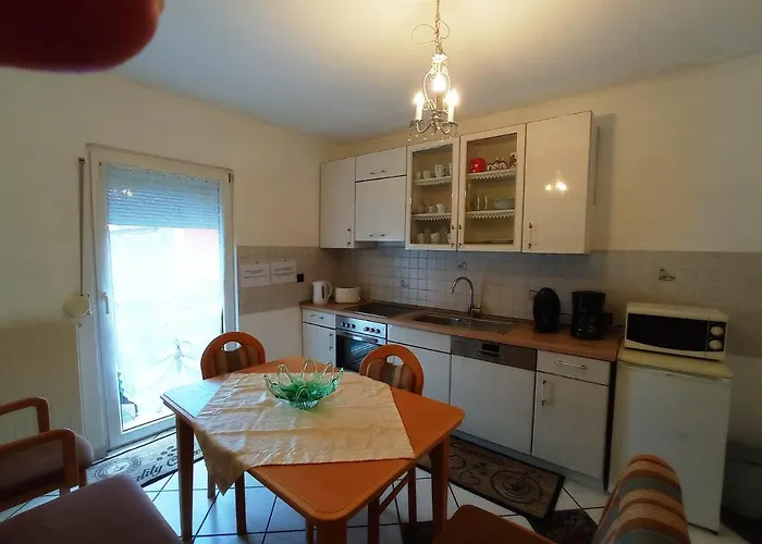 Apartamento Monteur-, Mit Balkon In Bei Frankfurt Und Aschaffenburg Hanau