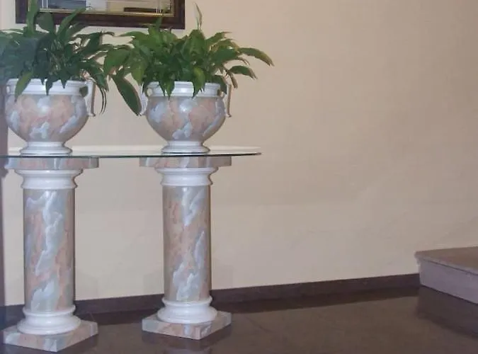 Monteur-, Mit Balkon In Bei Frankfurt Und Aschaffenburg